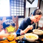 Manami Hashimoto Instagram - こどもの日🎏 地元山形でお目当てのイベントがあったので行ってきました😊 山形市のメイン通り七日町の道路が働く車でいっぱいになるイベント🚗 消防車に乗ったり、かき氷食べたり、息子が好きなサカイ引越センターのトラックに乗れたりとっても満喫できました。 鯉のぼりがたくさん泳いでいる河原にもいけて充実したこどもの日になりました💓 #山形　#七日町　#はたらく車大集合　#こどもの日　#鯉のぼり　#扇屋　#肉そば　#肉中華