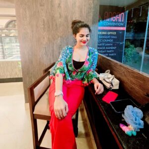Manaswini Pati Instagram - Weekend 💫