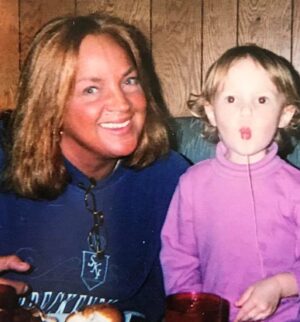 Mandalynn Carlson Instagram - Happy 21st birthday to me!! 🎂👑✨🎊 swipe to see a few of my favorite photos from childhood 😇 pretty sure @pat_sly would say i still make all of those faces even now 
.
.
.
#mandalynncarlson #birthdaygirl #birthdaycookies #bdaycelebration #bdaygirl #bdaygirl👑 #tiara #birthdayoutfit #birthdaygirl👑 #covidbirthday #portraitphotoshoot #birthdayphotoshoot #birthdayphotography #redhead #redhair #redheads_of_insta #redheadgirl #redheadsofinstagram #redheadshavemorefun #redheadsdoitbetter #redhaired #redhairlove #redhaircolor