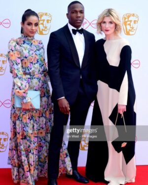 Mandip Gill Instagram - BAFTA 2019 
Styled by @hel.sykes (THANK YOU) wearing 
@ridleylondon 💃🏽 Hair by @mathewsoobroy 💇🏾‍♀️ and face by @ma.rrr.ina @maccoventgarden 💋// I stopped wearing odd socks in my twenties. I started wearing odd shoes in my thirties 💁🏽‍♀️WE LOOK LIKE WE SYNCHRONISED A POUT 🤷🏽‍♀️#baftatv @bafta