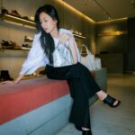 Mandy Tam Man-Huen Instagram - Fit Check: Black, White & Sliver 🖤🤍 #StellaMcCartney #StellaMcCartneyLandmarkHK @StellaMcCartney #FalabellaForever