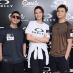 Mandy Tam Man-Huen Instagram - PHYSICS ELEVATED TO AN ART FORM❤️‍🔥 Oakley 最新 collection🤍 Sphaera ✨BiShpaera ✨Latch Panel Sphaera 我覺得令我最深刻係佢嘅輕身同舒適度，可以令你完全忘記自己戴緊！ BiSphaera 眼鏡就以 Flak️ 2.0 XL打造嘅多功能眼鏡款式👍🏻 而Latch Panel 嘅獨特側邊盾面設計 可抵抗邊緣嘅強光✨令佩戴者更專心於眼前嘅運動🏃🏼‍♀️ 3款新眼鏡都用專利Prizm™️鏡片技術 備有不同鏡片包括偏光及變色鏡選擇🥰 同我一齊去Oakley揀一副 又靚又適合自己運動嘅眼鏡啦🏃🏼‍♀️💗💗💓 #OakleyHK @Oakley #OakleySphaera #OakleyBiShpaera #OakleyLatchPanel #Cam2Sport @Cam2Sport