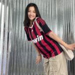 Mandy Tam Man-Huen Instagram - 好像自從中學打籃球學界後 都沒有剪過短頭髮了🌞✨💗 髮型師說剪短了我大半年的量 成個人輕了很多 （感覺上😂 #紀錄短髮的貼紙相🤍🤘🏻🥸