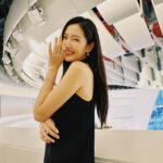 Mandy Tam Man-Huen Instagram - 整晚的感覺就是 世界上有電影實在太好了 要很努力成為更好更好的演員🤍 Dress @stellamccartney #stellamccartney #stellamccartneyhk Jewellery @bulgari Stylist @june___chow Hair @chrischenghair Makeup @zoefan Nails @nailart_jasmine