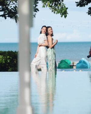 Maneerat Kam-Uan Instagram - Happy ..

#myonlysunshine.official
#myonlysunshinexDevasom #devasom 
#mosss24