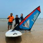 Maneerat Kam-Uan Instagram - ลองดู #windsurfing เป็นกีฬาที่ท้าทาย ความแข็งของทุกส่วน โดยเฉพาะ หัวไหล่ เท่ห์ แต่กำลังเรายังไม่ถึงในตอนนี้… ⛵️⛵️