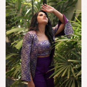 Maneesha Mahesh Instagram - ✨💫
 📸 @s.a_arun_ 
👗 @oshinanil