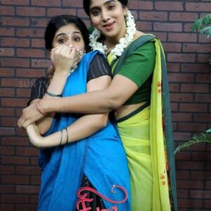 Maneesha Mahesh Instagram - Sister goals!❤️

Singa Penne | From OCTOBER 9TH | MON - SAT | 8 PM

#SunTV #SingaPenne #SingaPenneOnSunTV #NewSerialOnSunTV #SunDigital