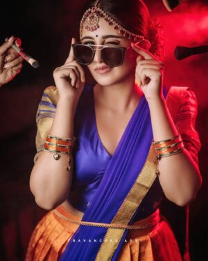 Maneesha Mahesh Instagram - 🌸🌸🌸

Captured by : @travancoreads @maneesharumanoor @jithuthampifm

Event planner : venusalbi

Mua : @smitha_albi

Outfit : @avanthikadesignerstudio
