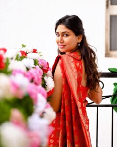 Actress Manisha Yadav HD Photos and Wallpapers August 2024