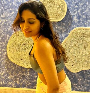 Manisha Yadav Instagram - #gilitrawangan 🍾🪅🪩 
.
.
#10daysinbali  #bali❤️ 

📸 @var.jain