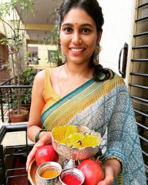 Manisha Yadav Instagram - Varamahalakshmi photo dump !! #
.
Happy Varamahalakshmi to you 🌼🌸. A festival celebrating the Lakshmi’s (woman) of every family . 
A festival for the woman by the woman.👩 
#varamahalakshmi