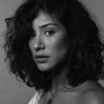 Manon Azem Instagram - Le dernière fois que je me suis coupé les cheveux, j’avais 8 ans et j’avais des poux. Mais ça c’était avant. 📸@victorgueret ✂️@k.pillator