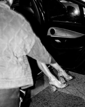 Manon Bresch Instagram - avec @miumiu @prada pour soutenir @babethdjian @associationaem @numeromagazine