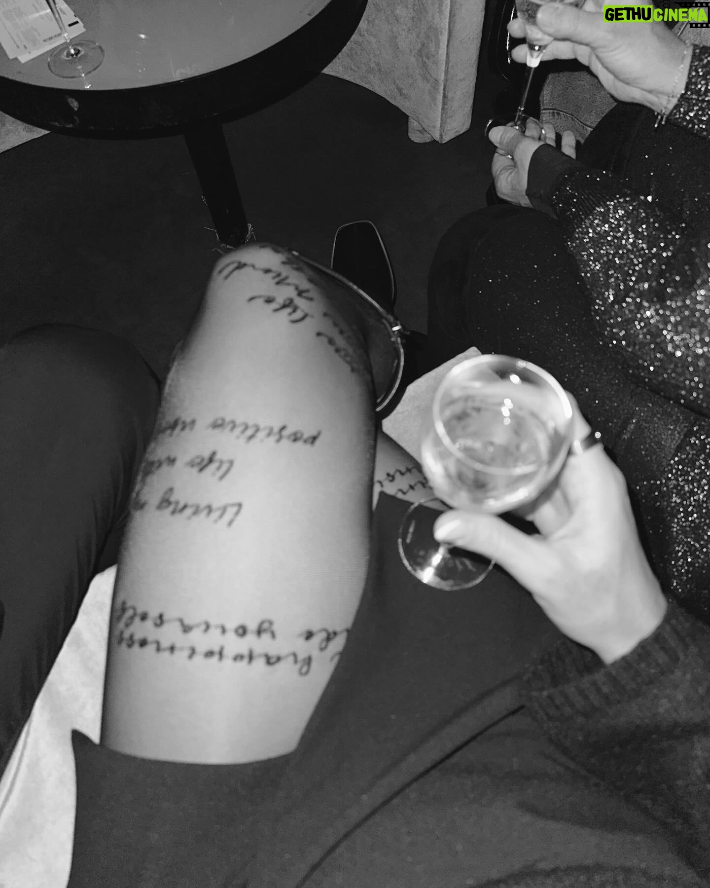 Manon Quadratus Instagram - Nuit Parisienne 🖤