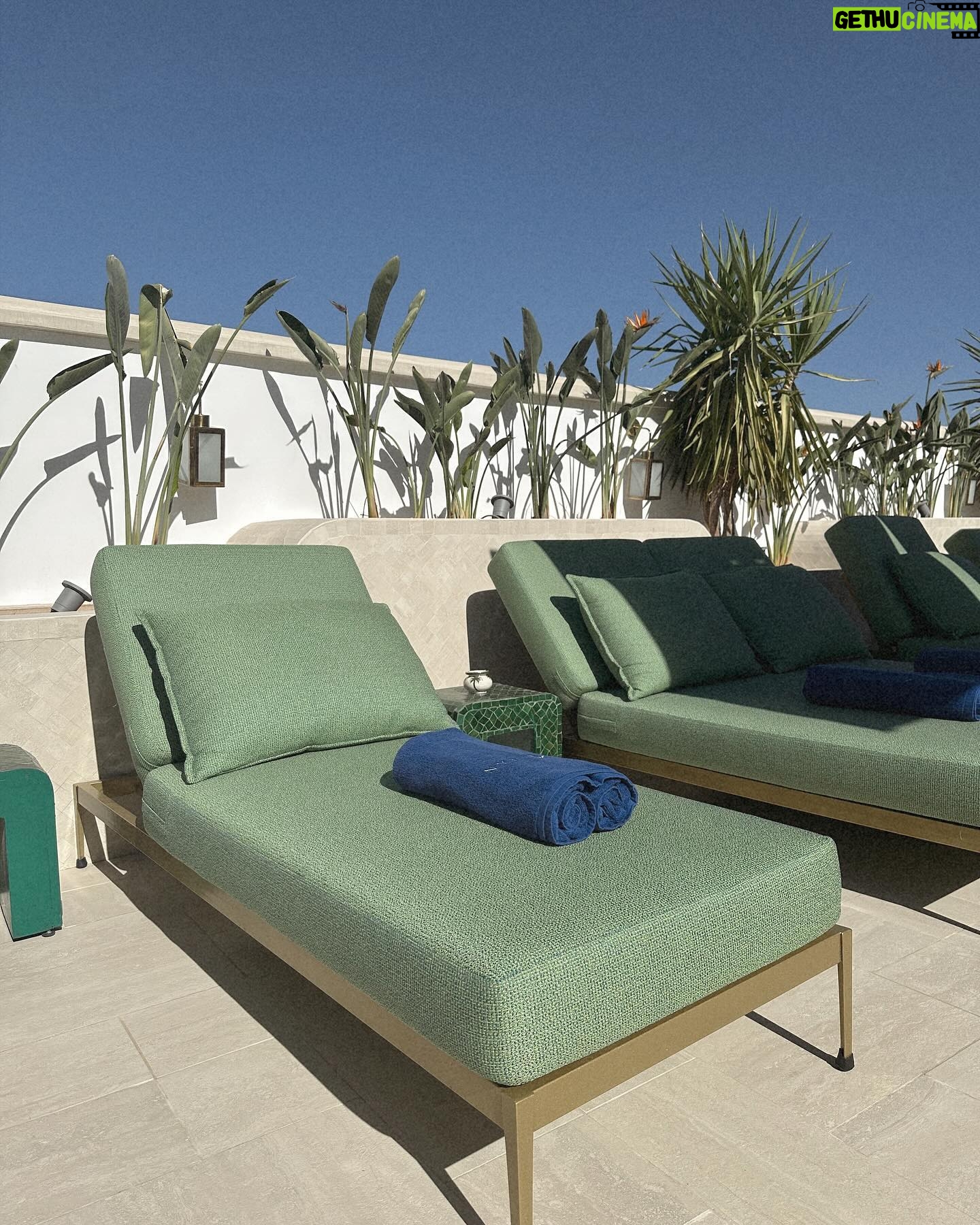 Manon Quadratus Instagram - Publicité | Ce riad de rêve @riadnyla en plein cœur de la Médina 🫶🏻 Grâce aux recommandations de @marrakechbestof une plateforme de réservation en ligne, où vous retrouvez toutes les meilleures adresses de Marrakech (activités, hôtel, restaurants) 😏 #marrakech #riad #riadmarrakech #maroc