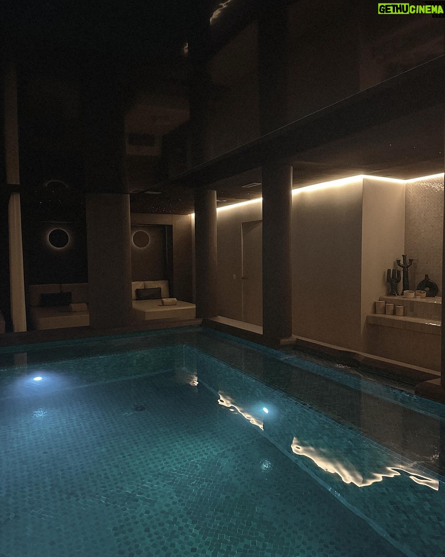 Manon Quadratus Instagram - Publicité | Ce riad de rêve @riadnyla en plein cœur de la Médina 🫶🏻 Grâce aux recommandations de @marrakechbestof une plateforme de réservation en ligne, où vous retrouvez toutes les meilleures adresses de Marrakech (activités, hôtel, restaurants) 😏 #marrakech #riad #riadmarrakech #maroc