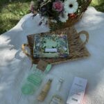 Manon Quadratus Instagram - Publicité l CONCOURS TERMINÉ 🎁 Tente de remporter la box du mois d’avril @prescriptionlab_com x @vanessawu_officiel « Secret Garden » 🌸 Prescription lab est la box beauté premium, tous les mois tu découvres une routine beauté composée 5 nouveaux produits des plus belles marques (dont au moins 3 en full size 😏) Pour participer: -Abonne toi à @prescriptionlab_com & à mon compte -Like la photo 🫶🏻 -Identifie 2 copines 👯 Le concours dure 1 semaine, il y aura 5 gagnantes, bonne chance 🍀 Et pour celles qui ne veulent pas attendre, il y a une offre en ce moment, plusieurs box sont offertes et sans engagement prescriptionlab.com/nouveaute 😍 #boxbeaute #prescriptionlab #beaute #cosmetique #printemps #collab #collaboration #mode #tendance #concours #giveaway #ootd #ootdfashion
