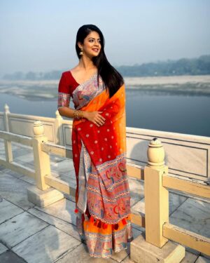 Mansi Joshi Instagram - Taj Mahal was so serene 😍 Waah, Taj ❤️🕊️
This saree by @_vastramcollections_ made justice to the White Taj 👑 ❤️
Thank you ☺️
Blouse by @rathamdesignstudio 🥰❤️

#tajmahal #vacation #agra #anushka #paaru #swetha #mrmanaivi #viralpost #tajmahalpalace