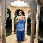 Mansi Taxak Instagram - Only @labelshian can convince me to wear a blue outfit for a pink themed sangeet night🙈✨❤️ Sorry @manickbhan @sophiadeluz , promise to follow the dress code at your third wedding 😉 #instagram #instadaily #instagood #explore #explorepage #indianweddings #trend #trending