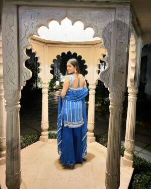 Mansi Taxak Instagram - Find me in a flower field🌸. 

#timestalent #inatagram #instadaily #instagood #explore #explorepage #trendingreels #trending