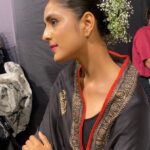 Mansi Taxak Instagram - Ufff the hairdo I fell in love with✨ @timestalent @timesfashionweek Designer- @samantchauhan Show director- @lokeshsharmaofficial Styled by- @stylejar @rishubartaria @reema_rathod @shahrukh_sayed_ @gopi_spot #timestalent #timestalentdeal #runway #runwaymodel #samantchauhandesign #samantchauhan #instadaily #instagram #trendingreels #trending #reelsinstagram #explore #explorepage