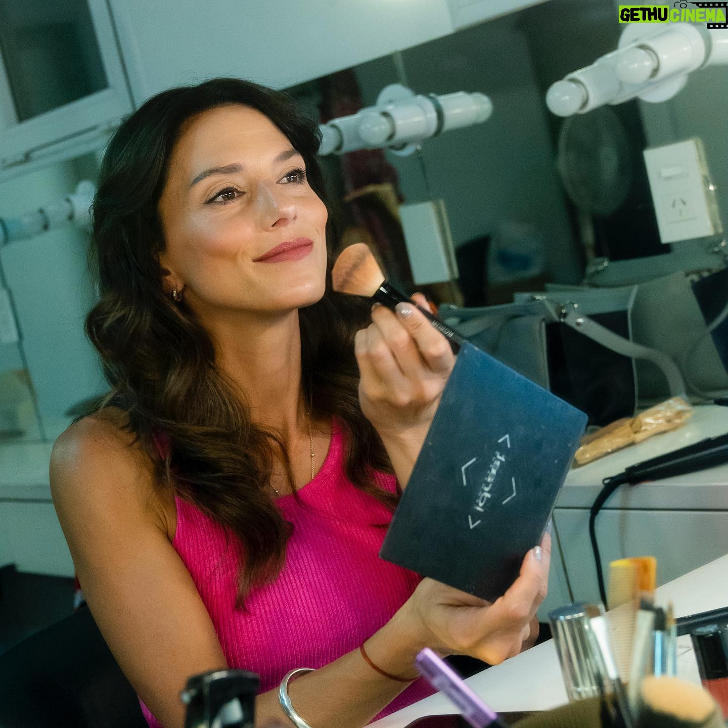 Manuela Pal - 1.4K Likes - Últimas semanas de @laverdad.rgb 🙌🏼 háganse el favor de ir al teatro! 🎭 los esperamos en el @teatroapolook con @cachetesierra @candelivetrano @fonzista