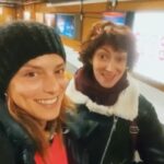 Manuela Pal Instagram - Situaciones cotidianas que denotan el mal estado físico que manejamos ambas @anitagutierrezh El deterioro es total! 🤣 🙈🙉🙊