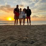 Manuela Pal Instagram – Otro año que empezamos “shuntos” 🌅🥂