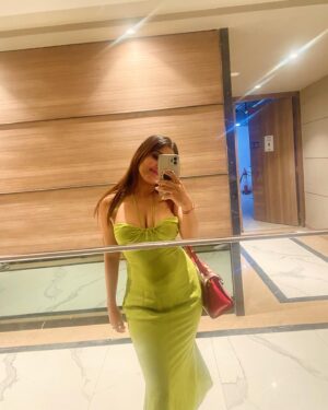 Manul Chudasama Instagram - I was thinking about you💭
.
.
.
.
.
.
#photooftheday #photo #lodha #green #greeneyes #explore #fyp #foryou #viral #viralpost #view #views #cutie #instagood #insta #instadaily #instamood #instalike #instamood