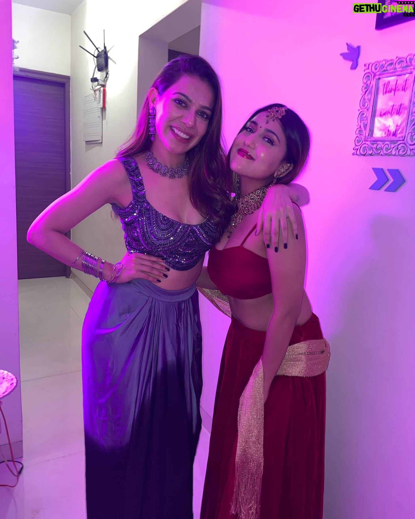 Manul Chudasama - 3.4K Likes - DIWALI with ME & MINE 🪔
.
.
#friends to you & yours #friends 😂
.
.
.
.
#pre #diwali #party #friends #red #diya #fyp #instagram #insta #instagood #instadaily #instafashion #instamood #instalike #instalove #explore #explorepage #viral #photo #photooftheday #photoeveryday #instadaily