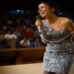 María Conchita Alonso Instagram - Mi 2do número uno internacional.. 🎼🎵 “Y ésta es la historia”🎺🎶. Con #HerbAlpert y su trompeta💋 🧡 My 2nd number one hit everywhere. #NocheDeCopas. I was signed with A&M records, and @officialherbalpert played the trumpet. • • #tbt #mcasinverguenzatour #mariaconchitaalonso #mariaconchita #juevesretro #throwbackthursday