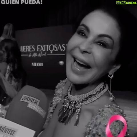María Conchita Alonso - 13.7K Likes - Siempre hay que tratar de reirse, hasta de uno mismo. No tomar todo tan en serio.
Suficiente con lo que la vida nos trae...
PD: Se ha dicho, aunque también lo niegan, que por la compresión de los ganglios linfáticos el sostén pudiese causar cancer, pero esa no ha sido la razón por la cual no uso, sinó por la comodidad.
Hasta en eso me gusta sentirme libre.💋
🧡
Here they ask me why I don’t wear bras, which I rarely have worn. It’s just because I feel more comfortable without it.
•
Hair & 💄 @enriquedivineofficial
📿 @vngjewelry
•
#mcasinverguenzatour
#mujeres #brasier
#mariaconchitaalonso
#mariaconchita
