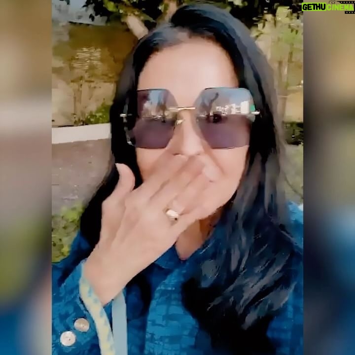 María Conchita Alonso Instagram - Hoy en vivo con @danielrenemusic por la otra plataforma, la del reloj ⏰ 😁los espero. Viernes 21 de Marzo/ por: @mariaconchita_a 6:00 pm México - 5:00pm Los Angeles -8:00pm Miami/Ccs • • #mcasinverguenzatour #méxico #miami #la #caracas #mariaconchitaalonso #mariaconchita #tiktok