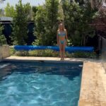 María Eugenia Larraín Instagram - 😄💗Feliz dia viernes para todos! Subo este video porque es tan importante nuestra conexion con el agua... ojalá con rios, lagos y mar... que maravilloso legado nos dejó el doctor japones MASARU EMOTO con sus grandes estudios a las moleculas del agua sometidas a los diferentes estímulos externos... porque nuestro cuerpo es mas de 60 % de agua... cuidemosnos diariamente de lo que consumimos emocionalmente para estar mas saludables😘😘😘...