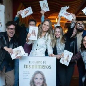 María Eugenia Larraín Instagram - @fransfeir
@dr.ricardosoto
@katap_oficial
@jaimecolomat
 @manugleztv
@carolajuliosunny
@renata_bravo_
@elialbasetti 
GRACIAS A TODOS POR SER PARTE DEL LANZAMIENTO DE MI LIBROD E NUMEROLOGIA " EL camino de tus Numeros"💕