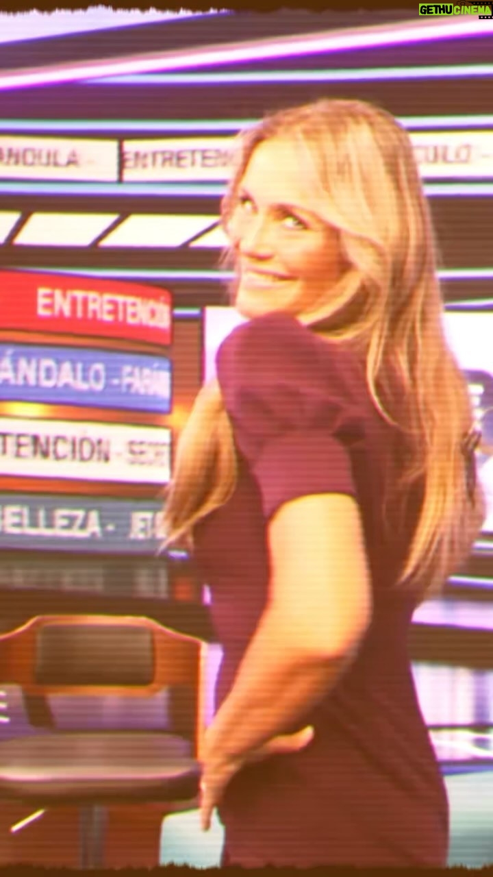 María Eugenia Larraín Instagram - Recuerda que desde el 23 de febrero podrás conocer todos los secretos del Festival de Viña en #Sígueme por #TVMAS canal #NoOficial 🤩 ¡Te esperamos!