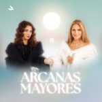 María Eugenia Larraín Instagram - ¡Tenemos nuevo podcast! Si el fin de semana la luna llena desenterró tus traumas. Si te sientes la mamá de tú pareja y de quienes te rodean. Si Mercurio retro te rompió el celular, el alma y el espíritu. Si necesitas volver a ponerte en tu rol y liberarte de todo lo que no te corresponde. Acá estaremos, todos los lunes, tus ARCANAS MAYORES: Kenita Larraín y Romina Norambuena ⚖️ ESTRENO LUNES 3 DE JUNIO 💓 Tu guía astral para sobrellevar la semana por YouTube, Spotify, podiumpodcast.com o donde escuches tus podcast 🏹