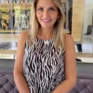 María Eugenia Larraín Instagram - HOLA a todos
Taller de Numerologia Enero 2023 😍... 
Inicio Taller el 18 enero 2023
Taller on line ( clases por zoom)
Este curso consta de 4 clases...
1ra clase:miercoles 18 enero 
2da clase:jueves 19 enero 
3ra clase:miercoles 25 enero 
4ta clase: jueves 26 enero 
Valor total: 62.000
Horario clase: 20 hrs

Inscripciones por whatssapp al  569 49855258