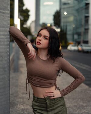 María José Mariscal Instagram - “And the thing about confidence is no one knows if it’s real or not” 

📸: @rogelioherophotography