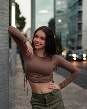 María José Mariscal Instagram - “And the thing about confidence is no one knows if it’s real or not” 

📸: @rogelioherophotography
