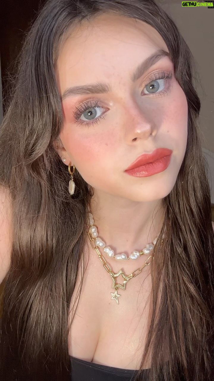 María José Mariscal Instagram - Makeup tut 💅🏻💋🩷 #makeuptutorial #makeup #skincare #lifestyle #beauty