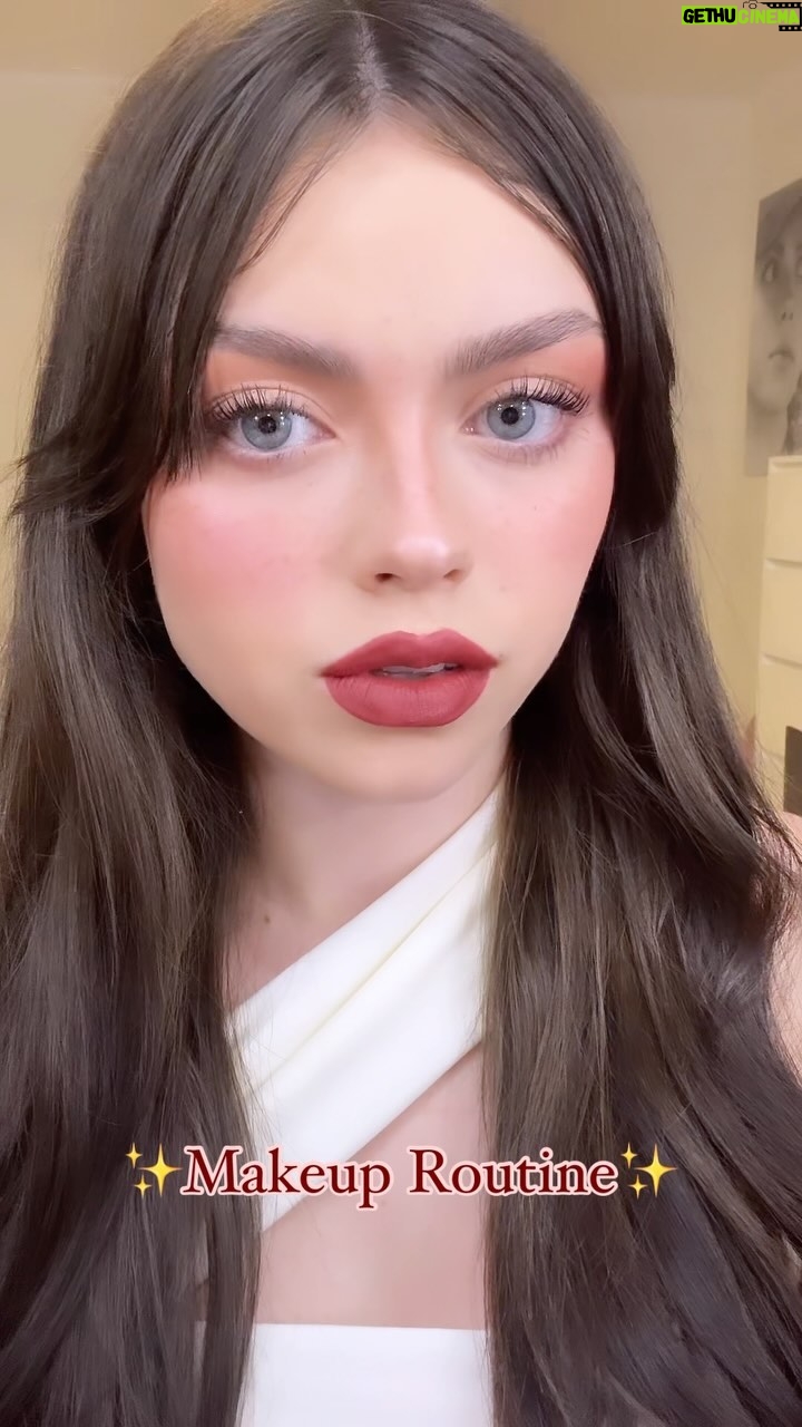 María José Mariscal Instagram - Maquillaje de noche 💋💁🏻♀️ #beauty #makeup #skincare #lifestyle
