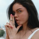 María José Mariscal Instagram - O sea si, pero no En @kompsosmx tienen un 10% de descuento desde hoy, hasta el 1ro de agosto! Y si van de mi parte tienen un descuento adicional! Aprovéchenlo!!🖤💫