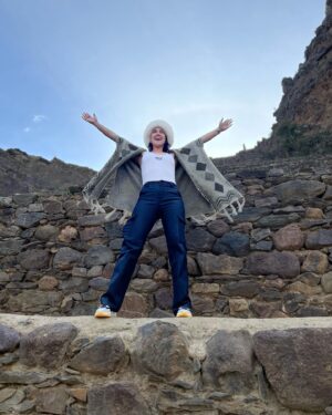 María Karla Gómez Instagram - Peruuuu, que placer estar aquí 🇵🇪🥹🤍.Eres impresionante y tu gente maravillosa…

Ph @josephgeffrey (gracias por captar los mejores momentos) 🙈✅📸 

@vivacuscoperu