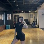 María Karla Gómez Instagram – Si quieres que tu entrenador@ no te rete, esta es tu señal para dejar la vagancia e ir a entrenar 🤭🙌🏻🔥…
Ya estamos en Febrerooo !!!

@fitnessculture.ec los mejores ⭐️

#gymtime💪 #fitnessculture #gymworkout