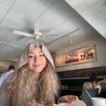 María Rubio Sánchez Instagram - 2o post recap de NY, y estas cosas a mí no se me dan bien. No me quedan aesthetic ni me acuerdo del orden de las cosas ni ná. Me dejáis un corazoncito en los comentarios? Cuántos más ❤️ menos tardo en subir el siguiente post con mis fotos favs de NY 😈