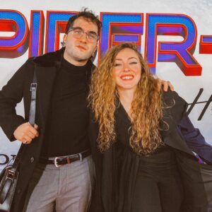 María Rubio Sánchez Instagram - Casi cuatro años de diferencia entre ambas fotos. It's been a long way. Muy feliz de haber podido asistir a la Premiere Mundial de #SpidermanNoWayHome y de este paseito tonto que me he dado por Los Ángeles. 
Vais a disfrutar de la película como enanos. De verdad, de corazón. BRUTAL.
@sonypicturesspain