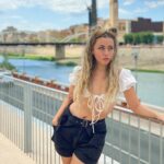 María Rubio Sánchez Instagram - Ni un fin de semana sin fotito linda (que se note que es verano) este día comí en un sitio muy chulo y muy rico y no tuve dolor de (panza), un aplauso para miii ❤️