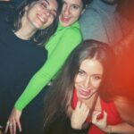 María Rubio Sánchez Instagram - 2022, un año de locos. Pero lo termino tan bien como lo empecé: rodeada de las personas que más quiero. Estoy llena de amor y no puedo ser más afortunada. Me deseo lo mejor para 2023 ❤️ Y…. Se vienen cositas. Que ya era hora😉